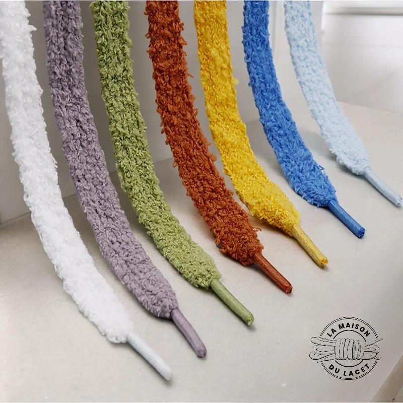 1 paire de lacets fluffy